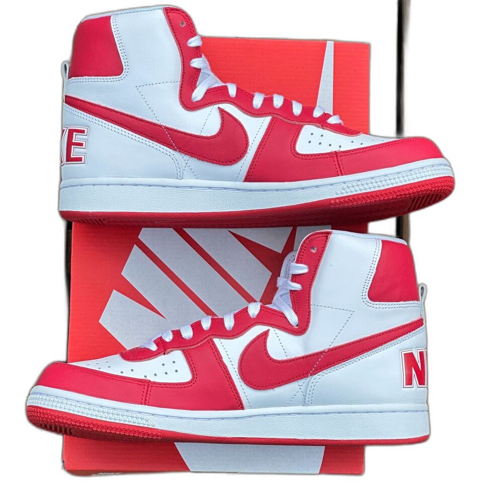 Nike Men's Red and White High-Top Athletic Shoes - Picture 5 of 8